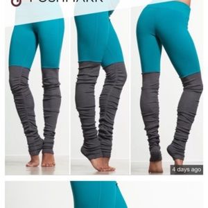 All Yoga goddess leggings size medium